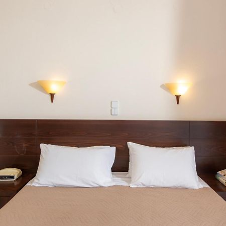 Eurohotel Theo Hotel Agia Marina Dış mekan fotoğraf