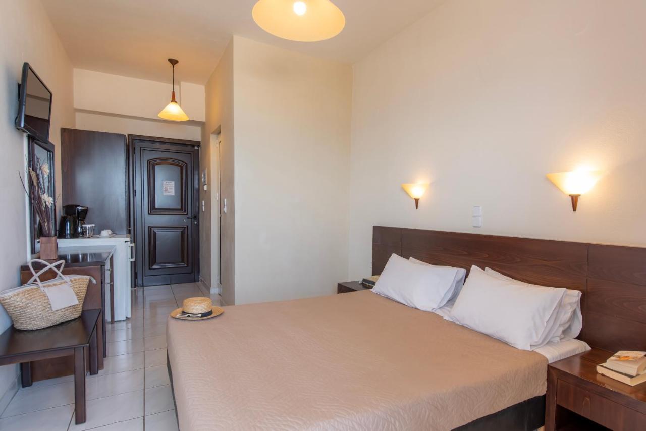 Eurohotel Theo Hotel Agia Marina Dış mekan fotoğraf