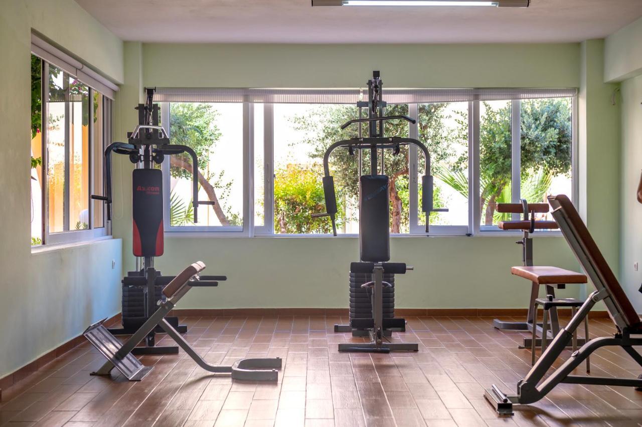 Eurohotel Theo Hotel Agia Marina Dış mekan fotoğraf